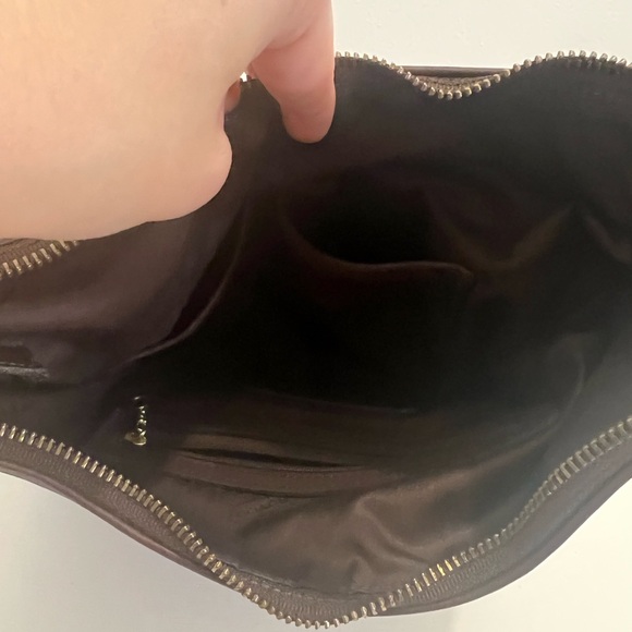Coach: Dark Brown Leather, Hobo Shoulder Bag, Style 9823 - Picture 5 of 7